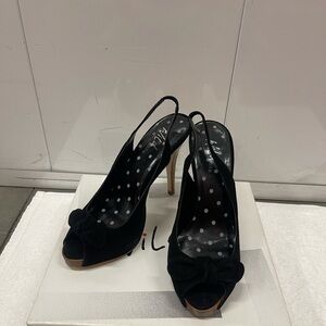 Elegant Black Slingback Heels